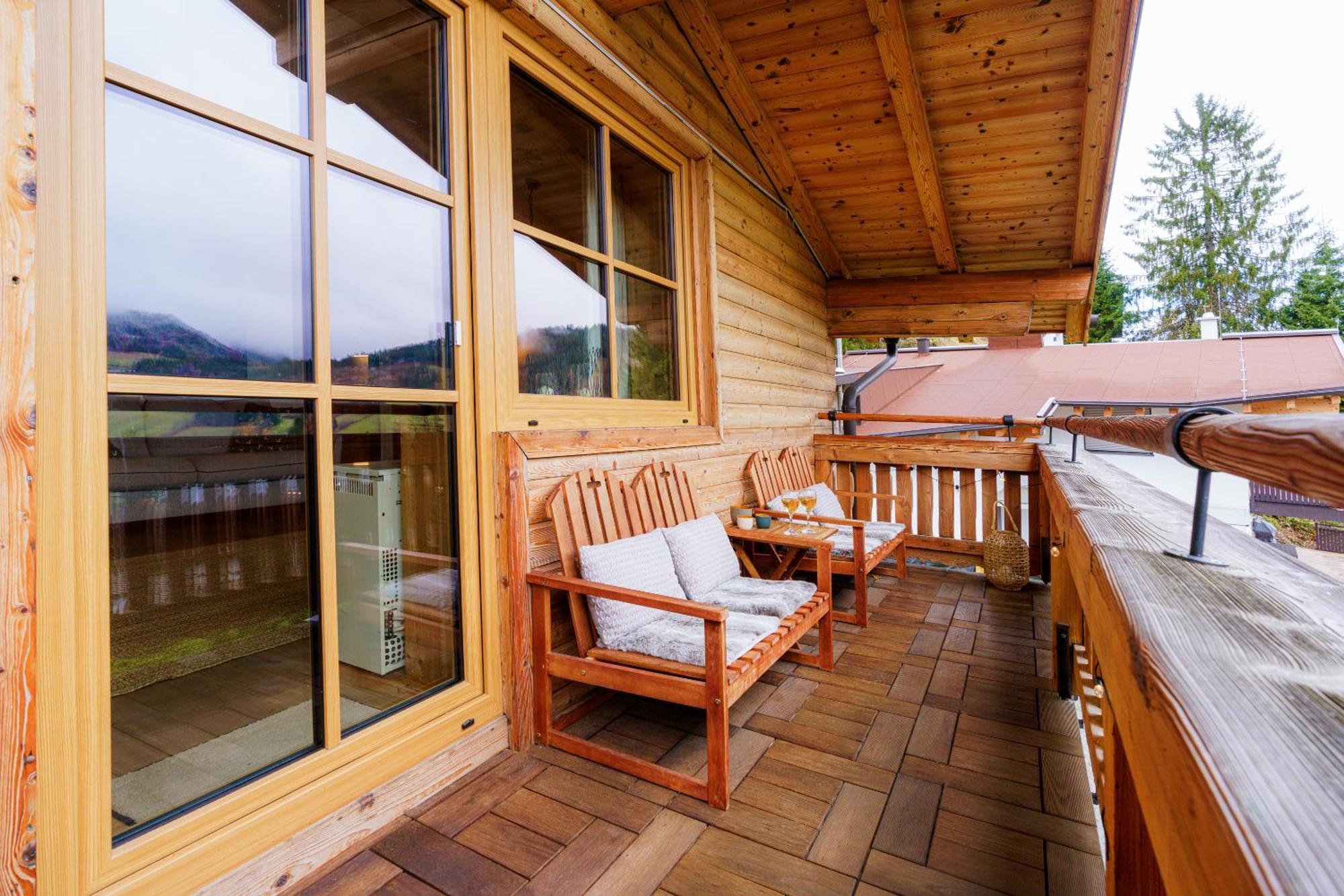 Ski-In & Ski-Out Out Chalet Maria With Amazing Mountain View 마리아알름암스타이너르넨미어 외부 사진