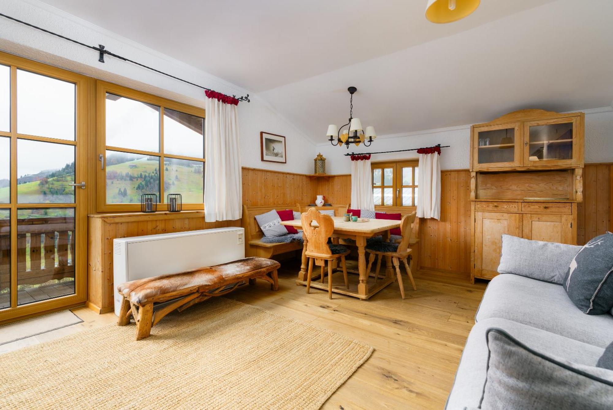 Ski-In & Ski-Out Out Chalet Maria With Amazing Mountain View 마리아알름암스타이너르넨미어 외부 사진